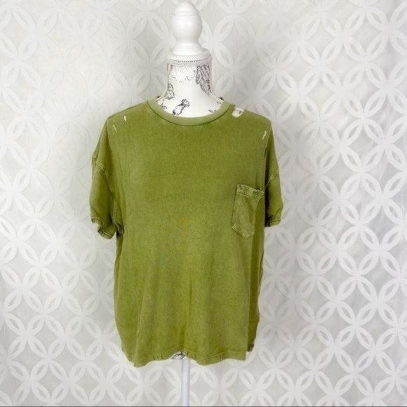 Free People Rubi Ripped Pocket T-Shirt in Bleached Military NWT - Picture 3 of 7